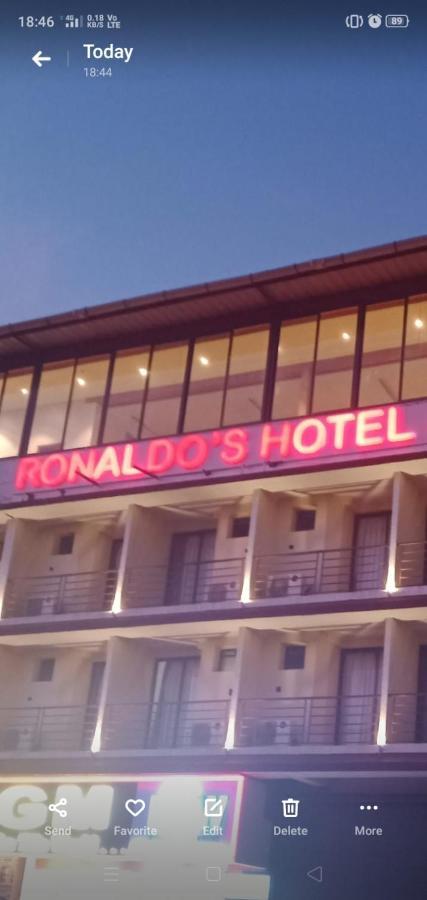 Hotel Ronaldos Old Goa Panadží Exteriér fotografie